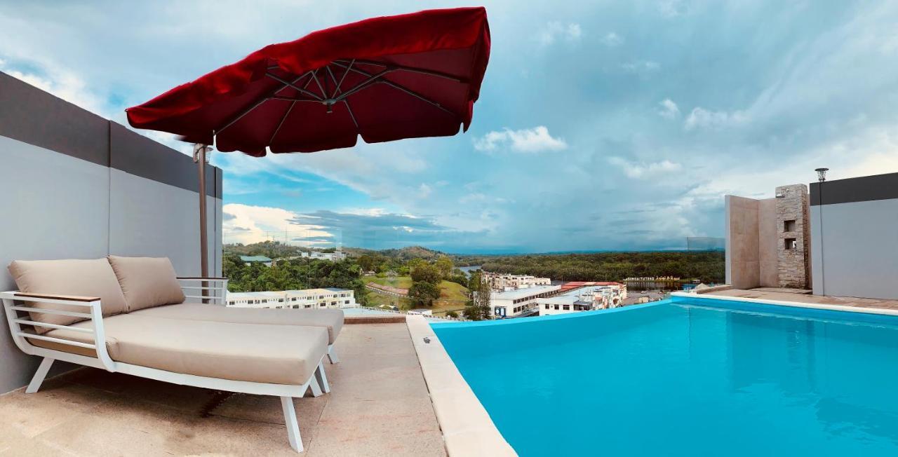 The Lanes Hotel Tutong Exteriör bild
