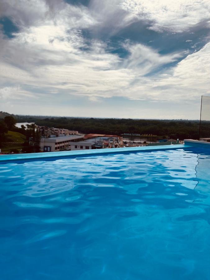 The Lanes Hotel Tutong Exteriör bild
